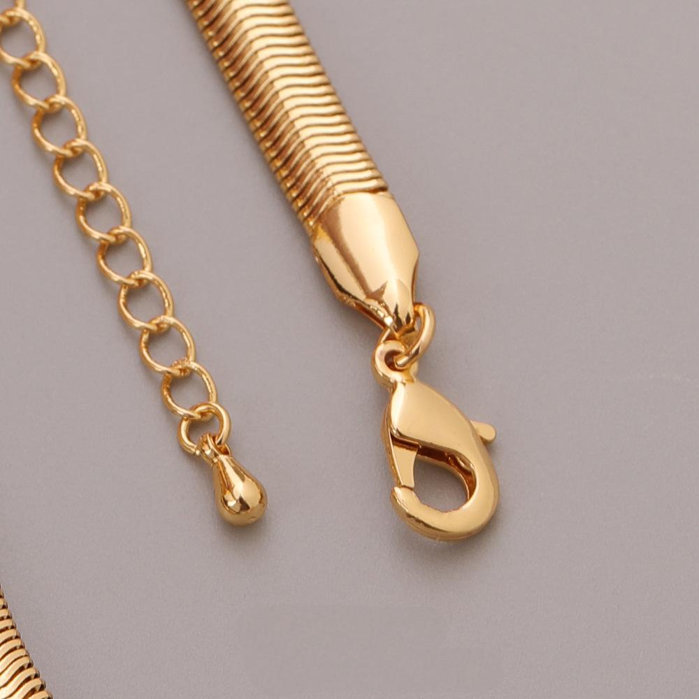 14K Gold Flat Snake Chain Heart Pendant Necklace– Luxe Edition