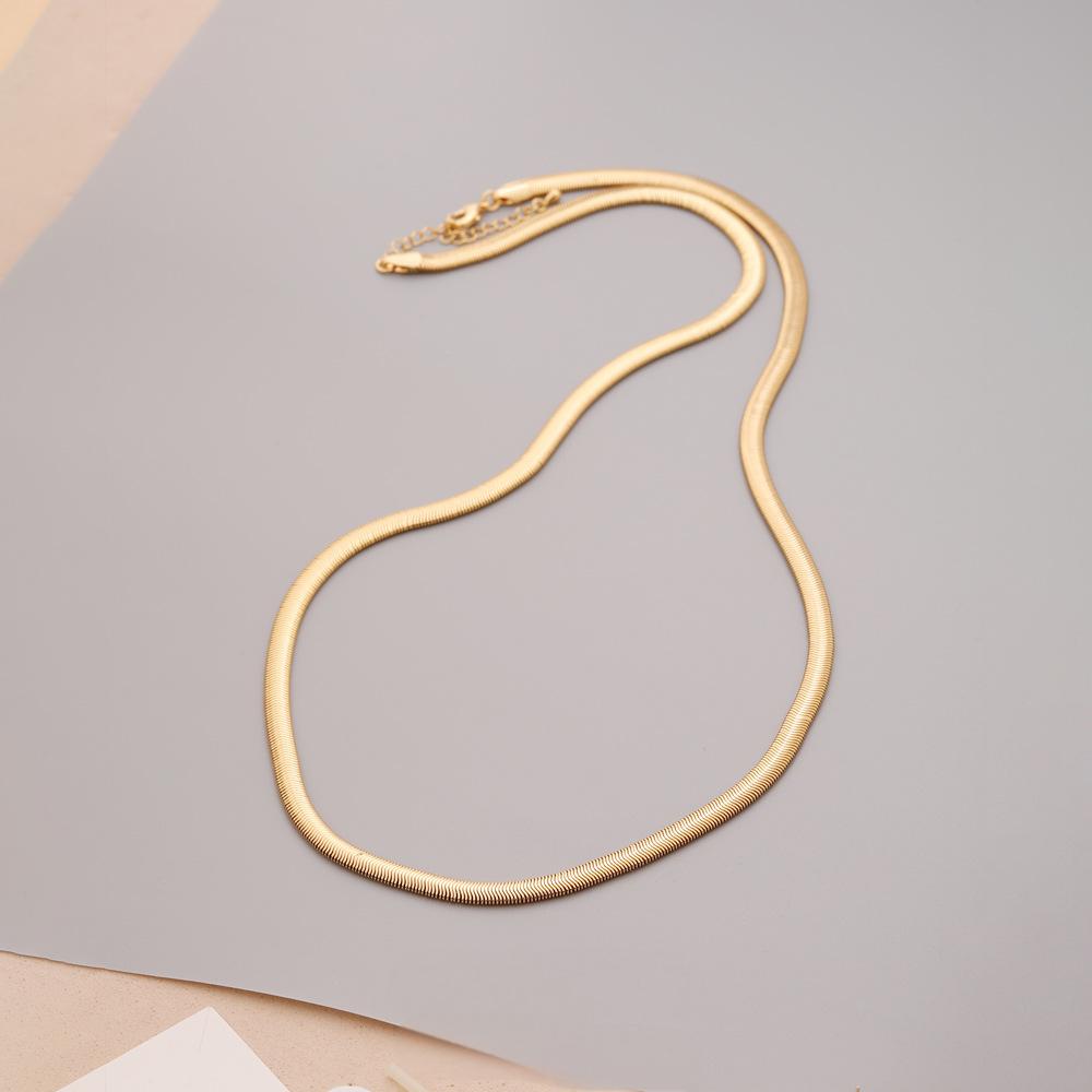 14K Gold Flat Snake Chain Heart Pendant Necklace– Luxe Edition