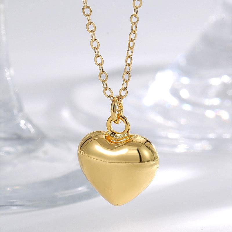 14K Gold heart shaped necklace