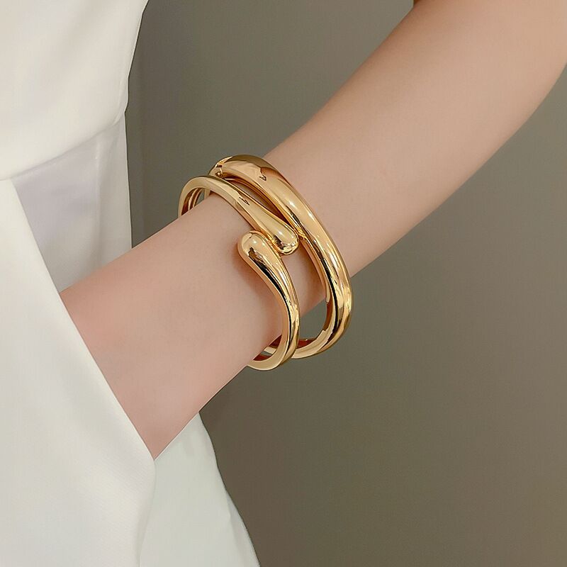 High-end simple bracelet