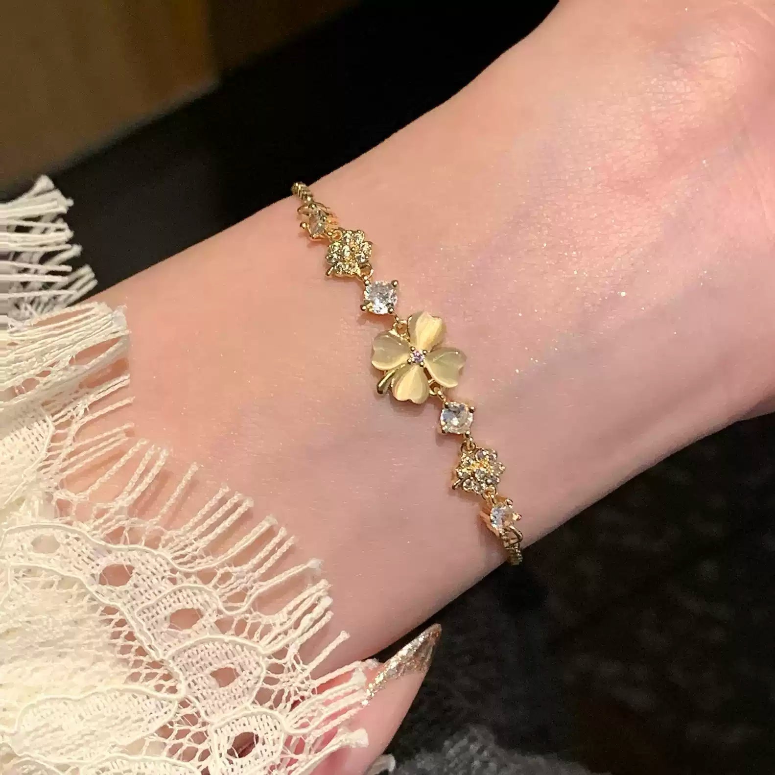 Lucky Clover Adjustable Chain