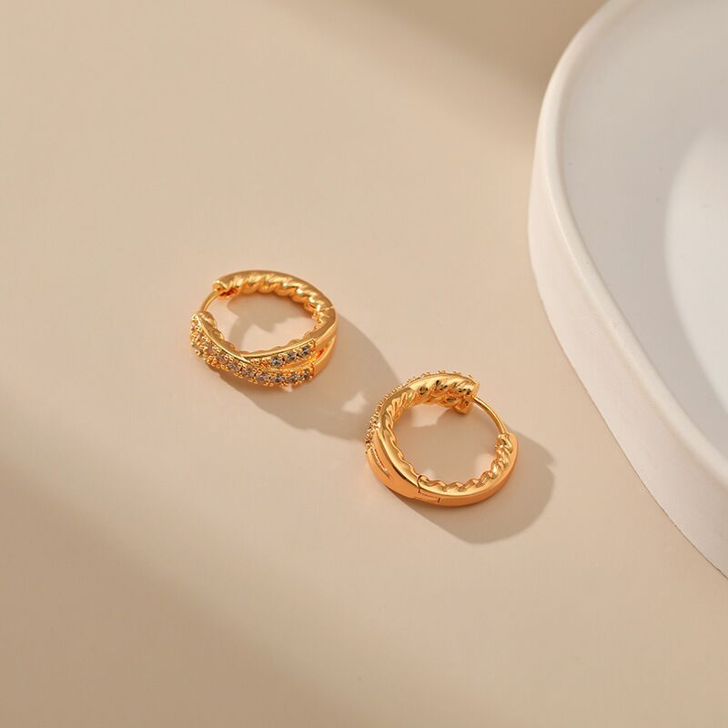 18K gold intertwined earrings